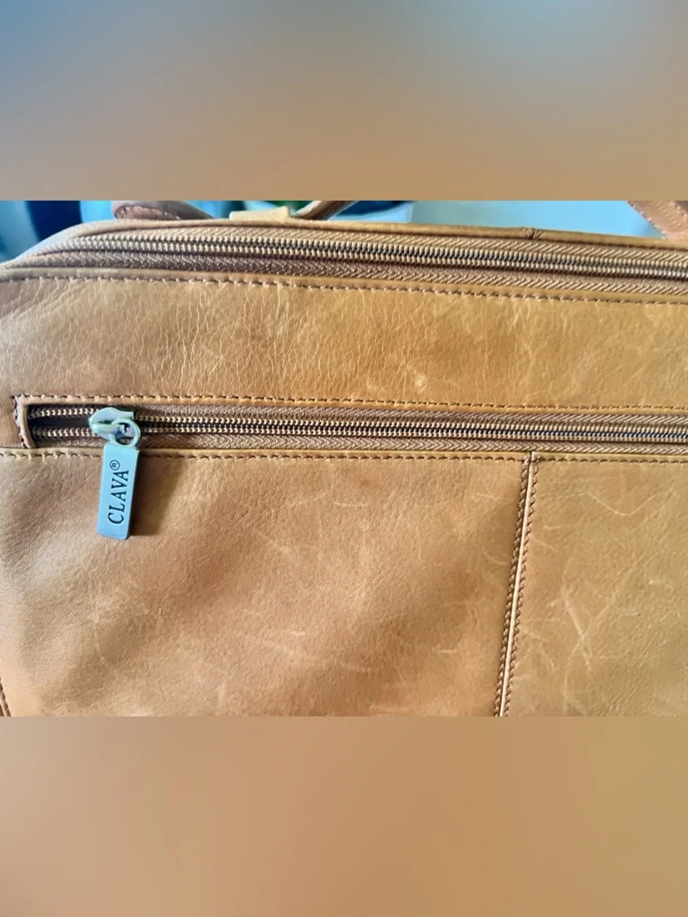 CLAVA Tan Leather Large Laptop Briefcase